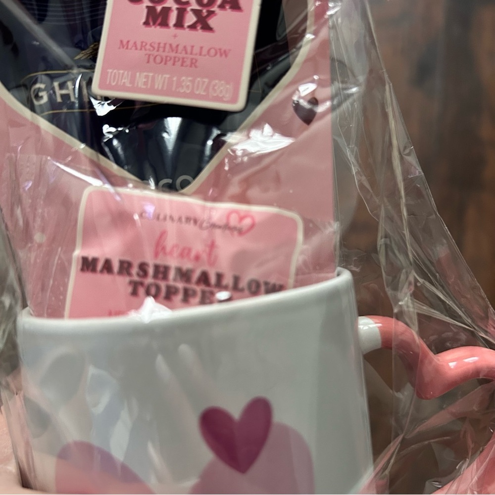 Valentine's Heart Mug with Ghirardelli Hot Cocoa Mix - Picture 8 of 10
